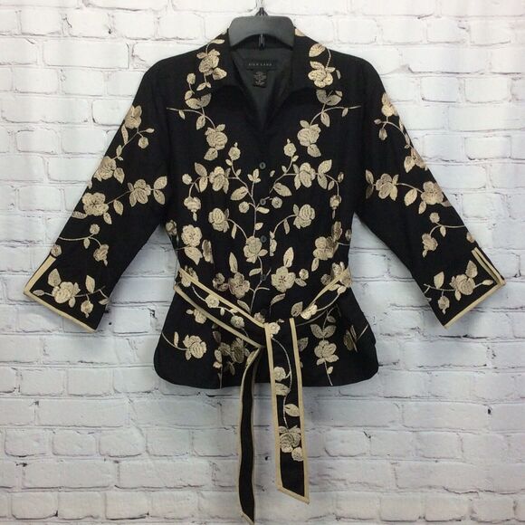 SilkLand Black and Gold Floral Jacket - Picture 6 of 8